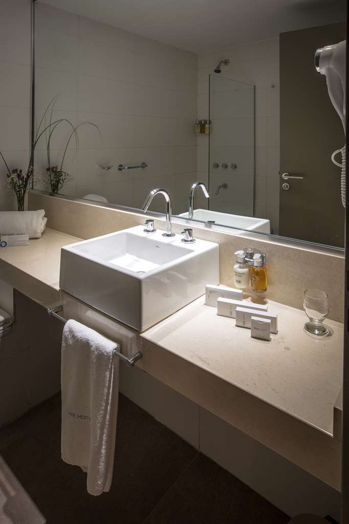 Brizo Neuquen Otel Oda fotoğraf